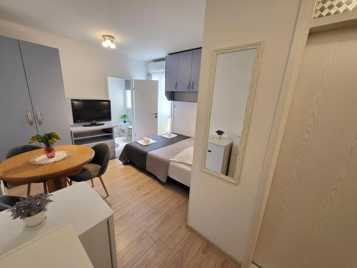 Mali Apartman U Centru Μακάρσκα Εξωτερικό φωτογραφία