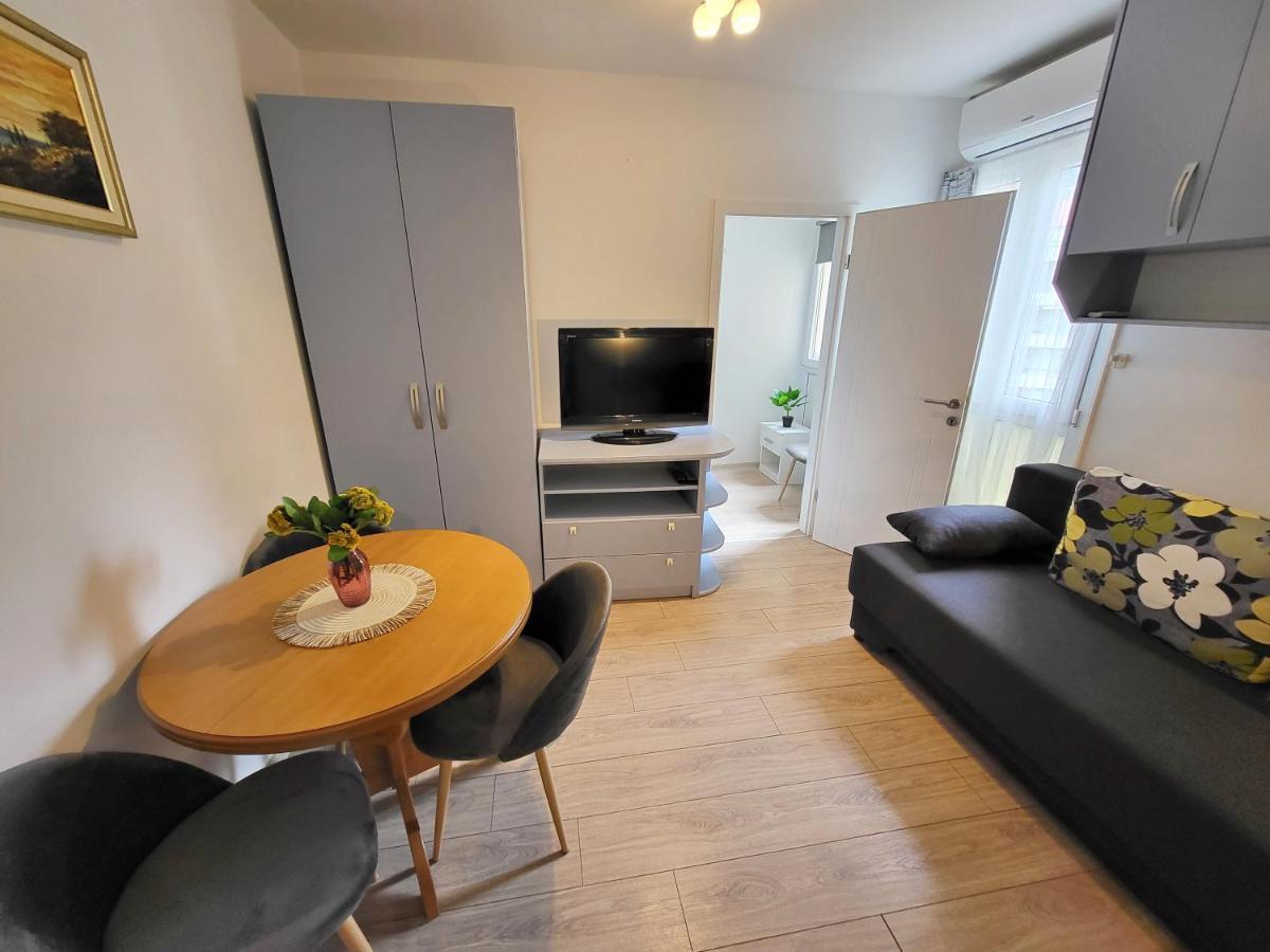 Mali Apartman U Centru Μακάρσκα Εξωτερικό φωτογραφία