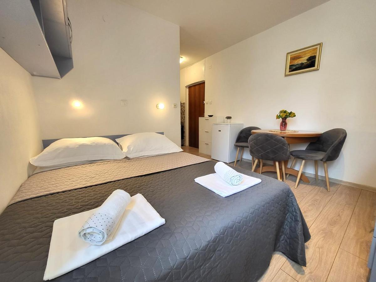 Mali Apartman U Centru Μακάρσκα Εξωτερικό φωτογραφία