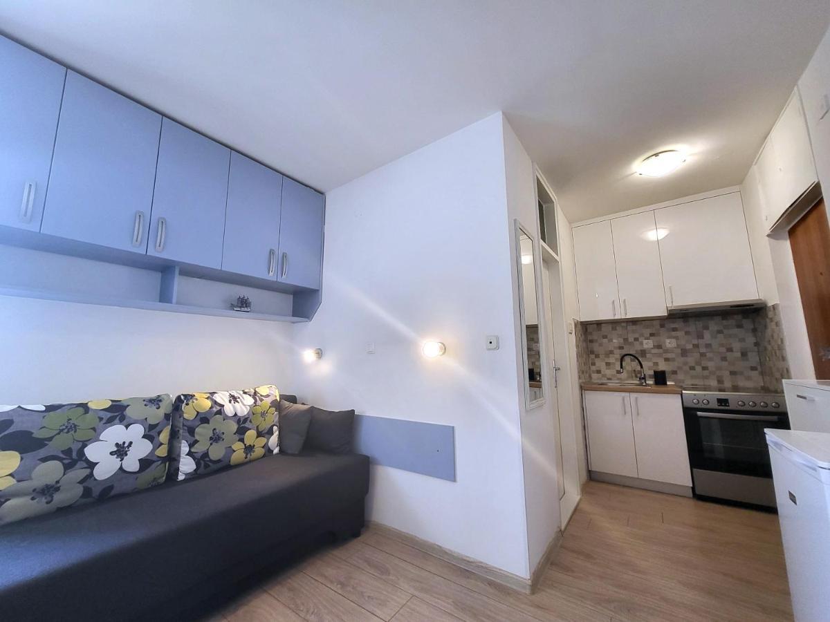 Mali Apartman U Centru Μακάρσκα Εξωτερικό φωτογραφία
